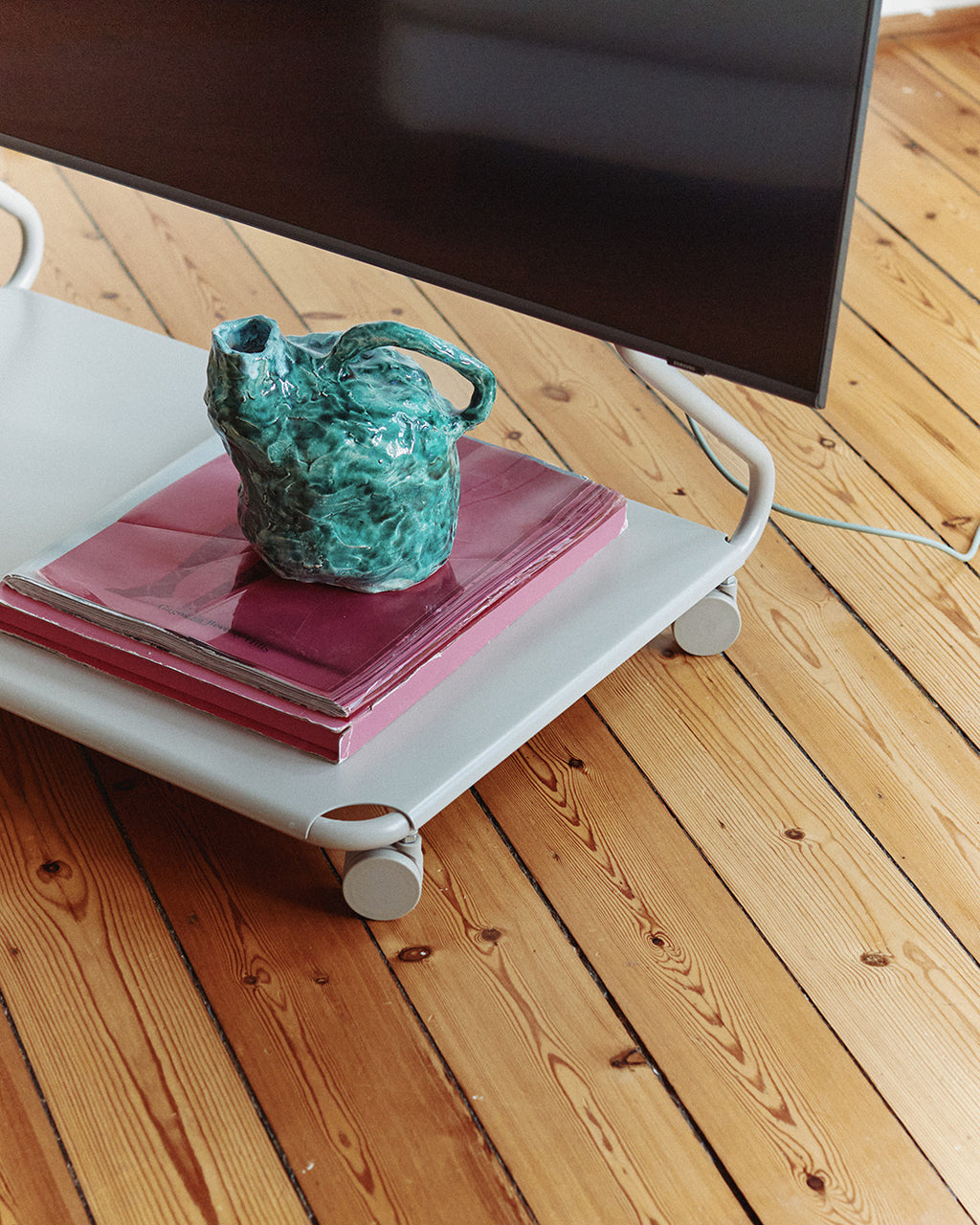 Pedestal Disco Stands W/ Wheels 028 Oat