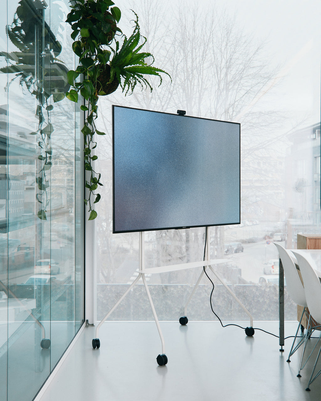 Pedestal Moon PRO Pro TV Stands 028 Oat