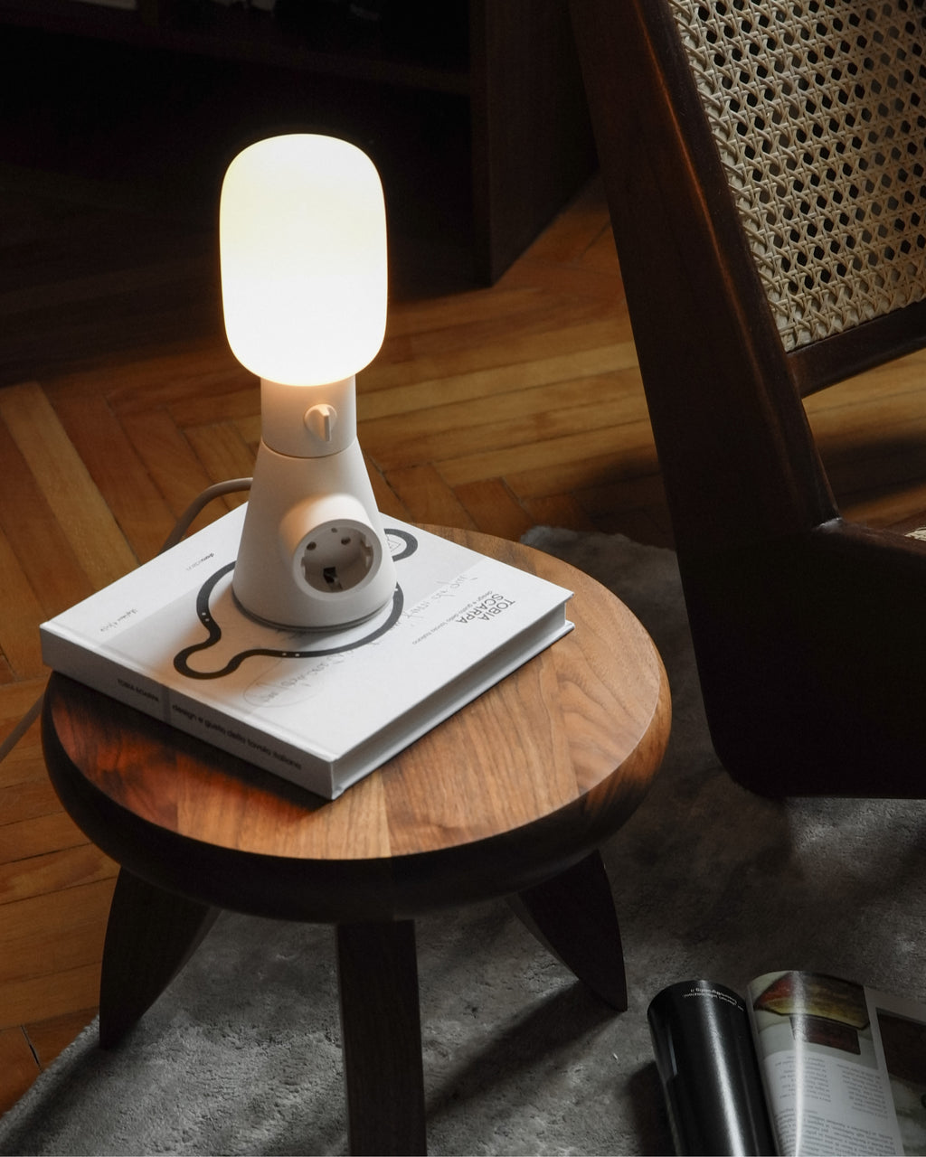Pedestal Plug-in Lamp Lighting 007 Pearl