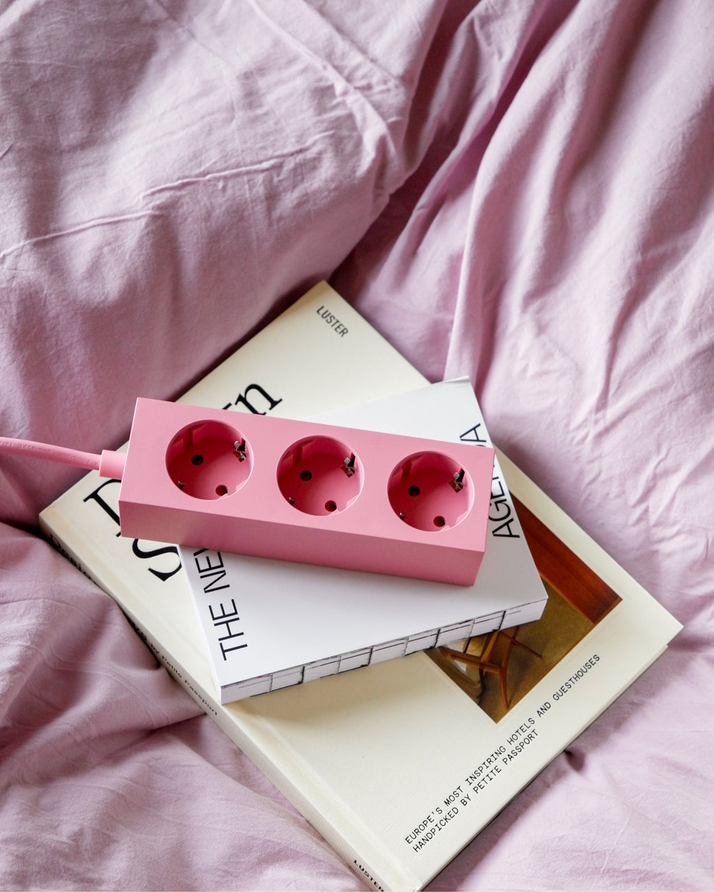 Pedestal Power Bar 5 meters Power Bar 015 Bubble Gum