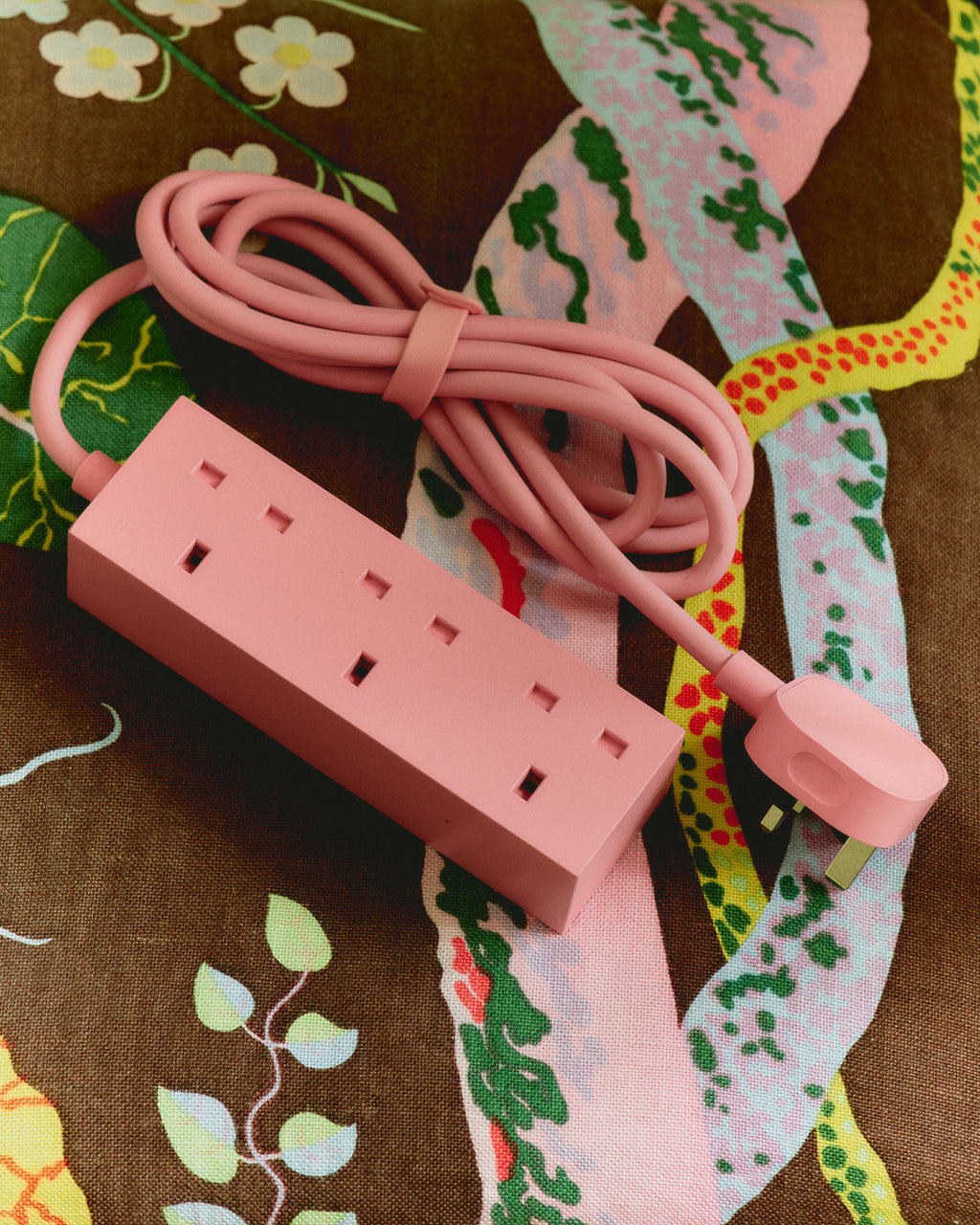 Pedestal Power Bar 5 metres UK Power Bar 007 Pearl