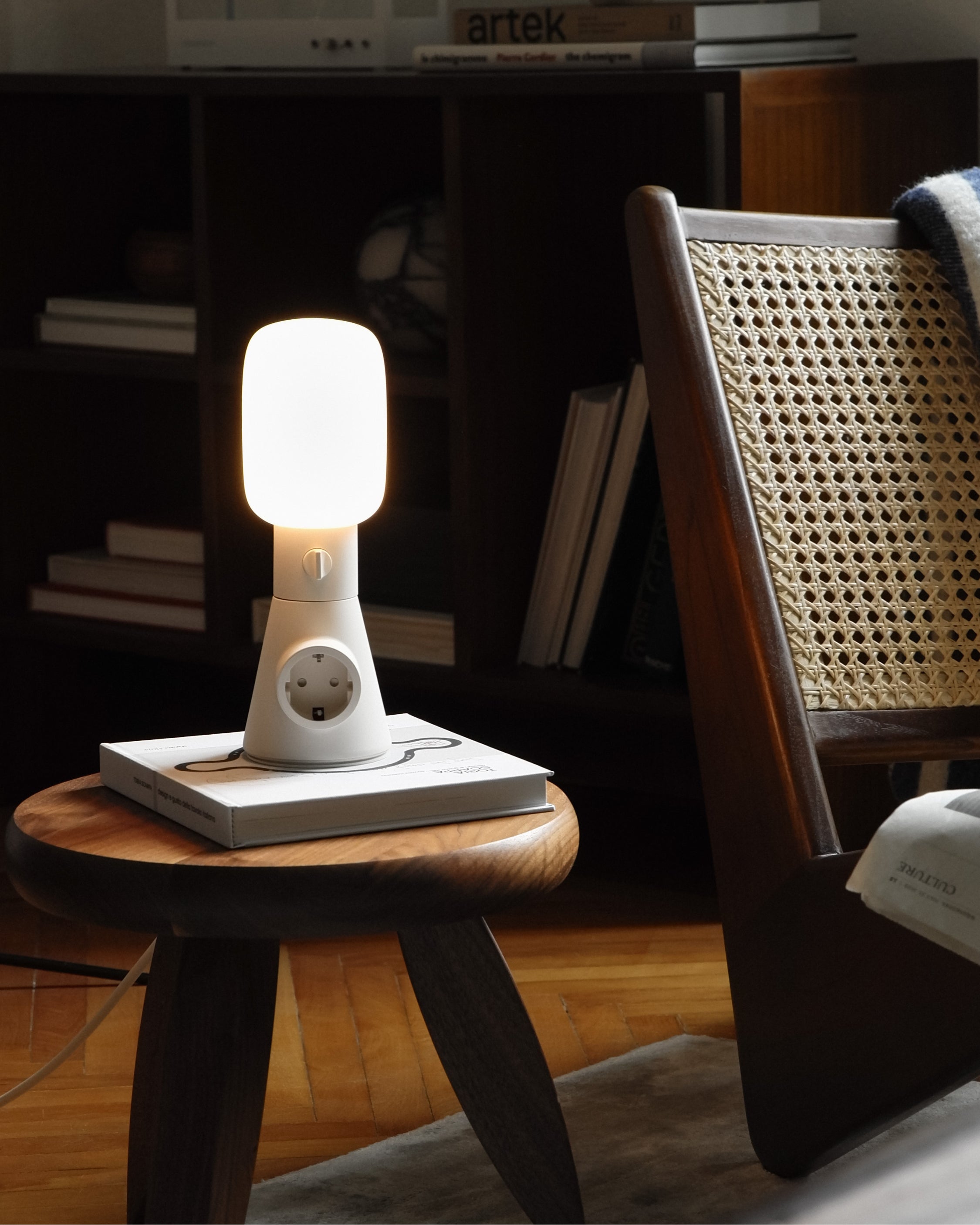 トップス pedestal トップス Pedestal ZX Speaker Stands – Mission