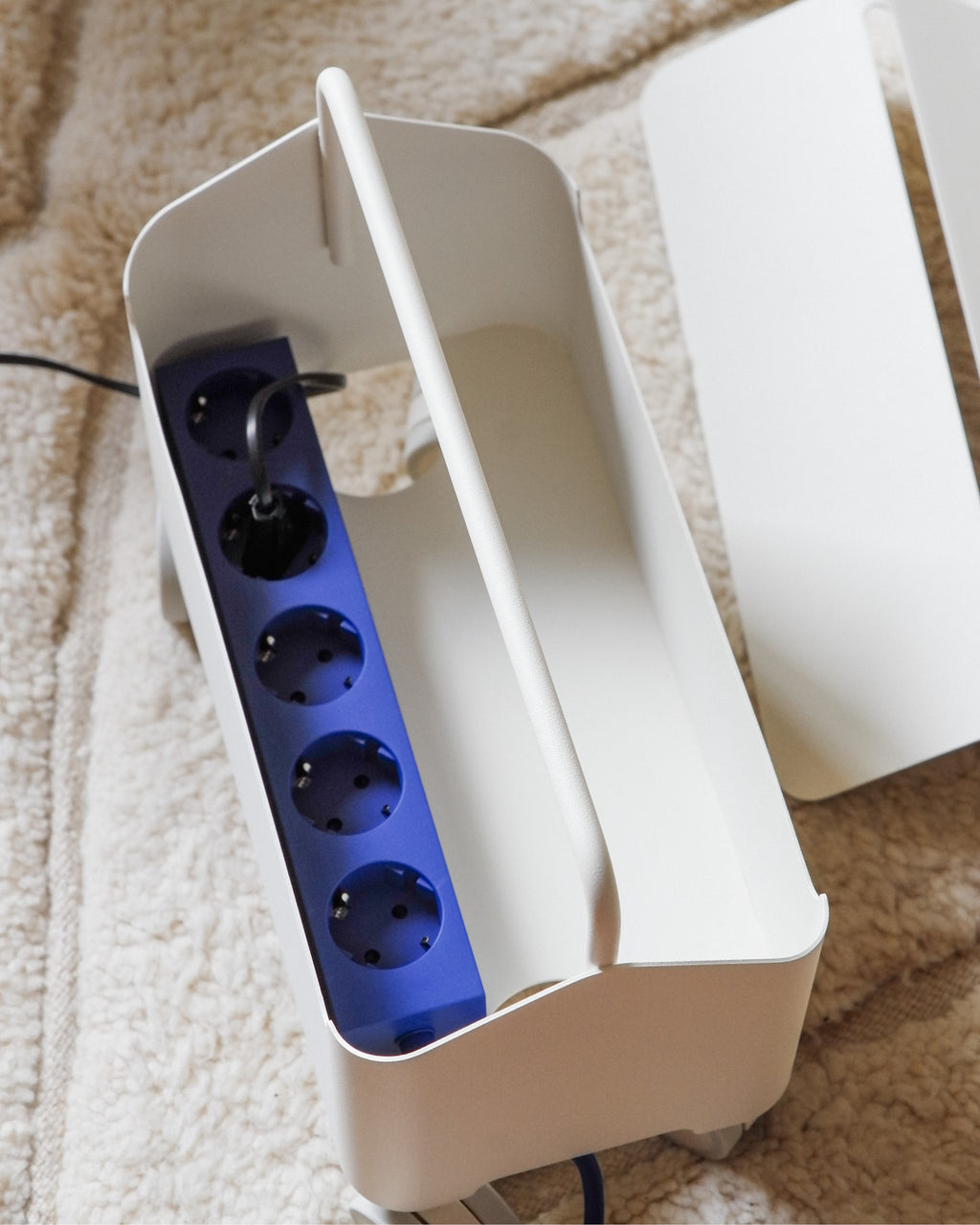 Pedestal Power Beam 2 meters Power Beam 006 Ultra Marine